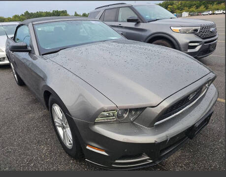 2013 Ford Mustang V6