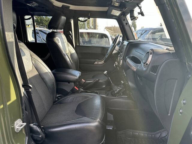 2016 Jeep Wrangler Unlimited Sahara 75th Anniversary