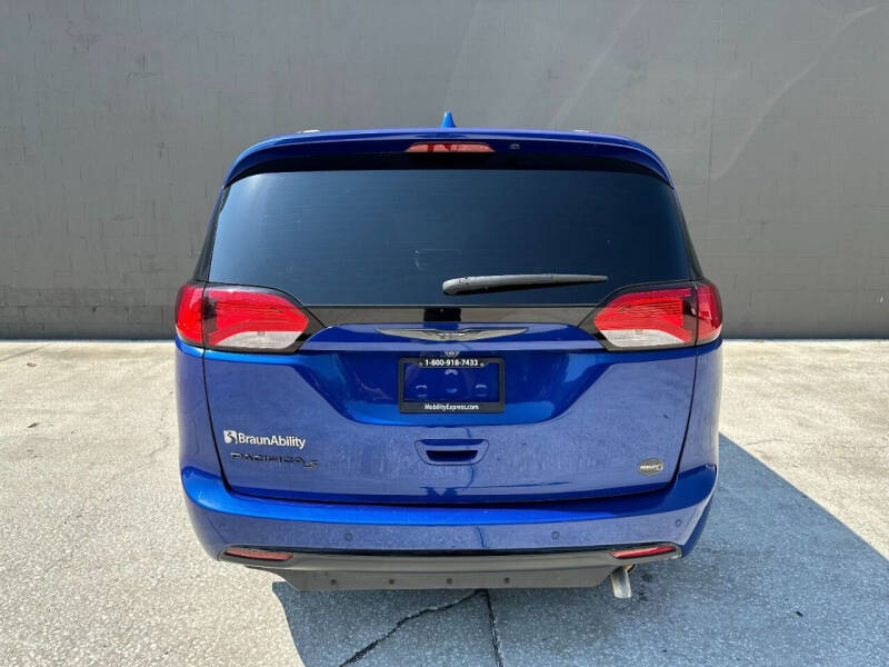 2018 Chrysler Pacifica Touring L