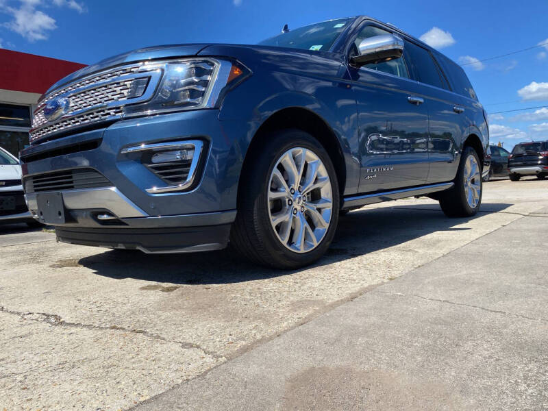 2018 Ford Expedition Platinum's photo