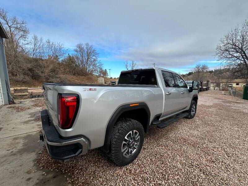 2022 GMC Sierra 2500HD SLT photo 7