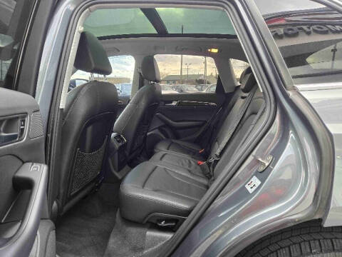 2017 Audi Q5 2.0T quattro Premium