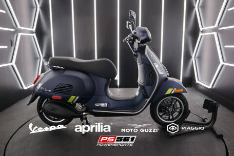 2023 Vespa GTS Super 300 Tech