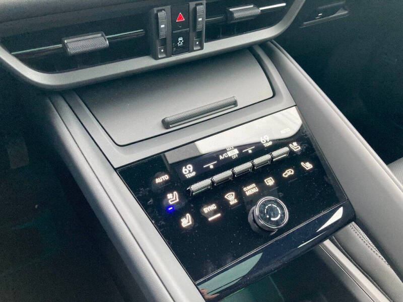 2024 Porsche Macan 4 Electric