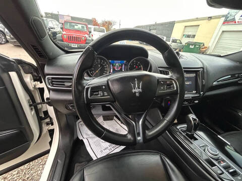 2017 Maserati Levante