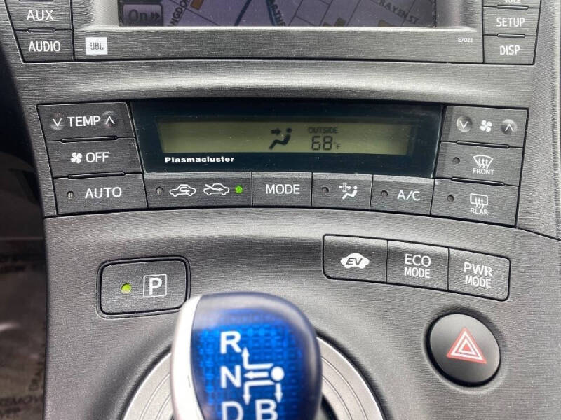 2010 Toyota Prius IV