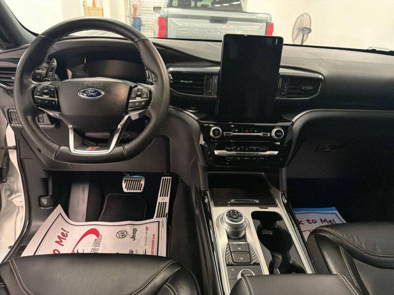 2022 Ford Explorer ST