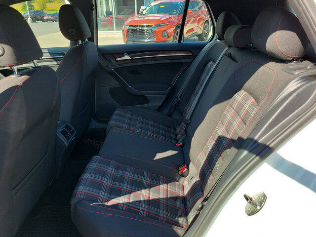 2016 Volkswagen Golf GTI S