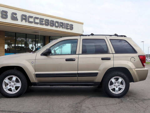 2005 Jeep Grand Cherokee Laredo