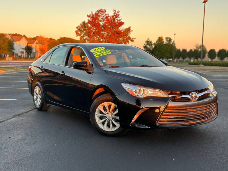 2015 Toyota Camry for sale at E & N Used Auto Sales LLC in Lowell AR