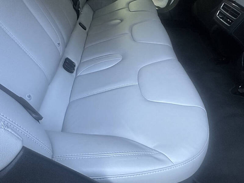 2015 Tesla Model S 85