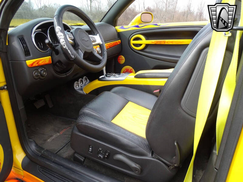 2004 Chevrolet SSR LS