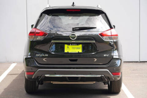 2020 Nissan Rogue SV