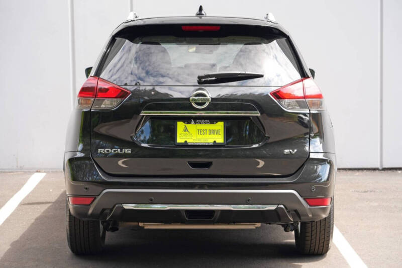 2020 Nissan Rogue SV