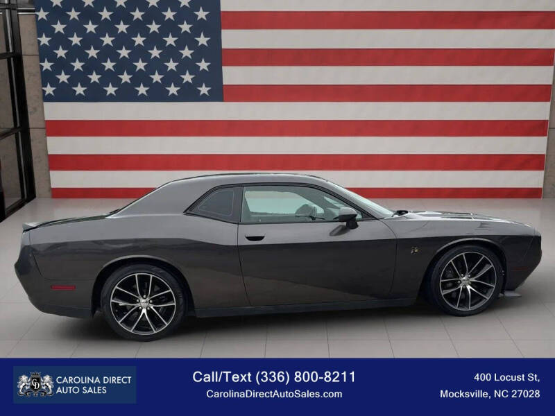 2016 Dodge Challenger 392 HEMI Scat Pack Shaker