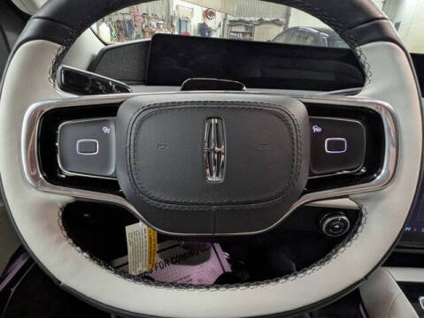 2025 Lincoln Navigator L Reserve