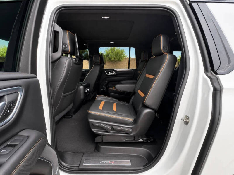 2021 GMC Yukon XL AT4