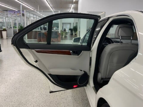 2011 Mercedes-Benz C-Class C 300 Luxury