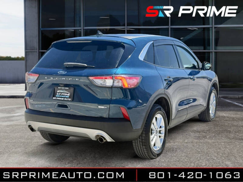 2020 Ford Escape SE