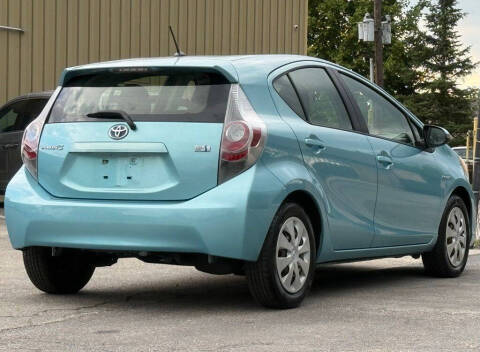 2013 Toyota Prius c Two