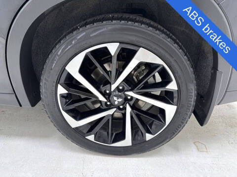 2024 Mitsubishi Outlander PHEV SE