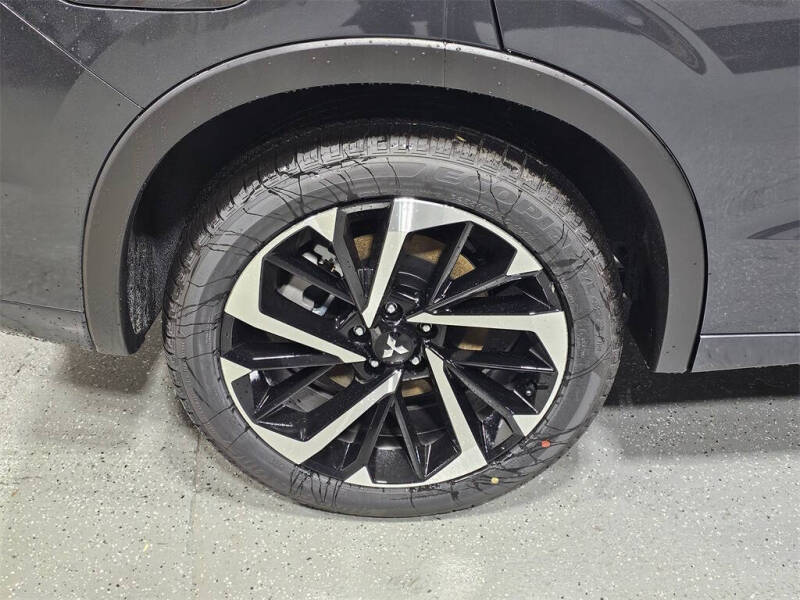 2025 Mitsubishi Outlander PHEV