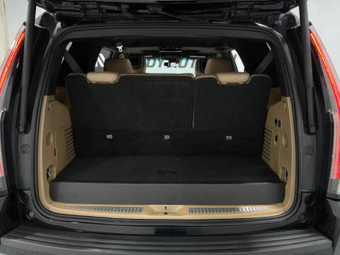 2019 Cadillac Escalade Platinum
