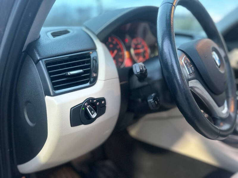 2015 BMW X1 xDrive28i