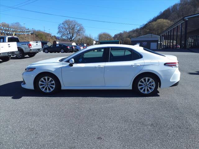 2019 Toyota Camry for sale at Auto Energy in Lebanon, VA