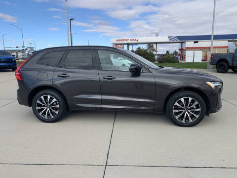 2025 Volvo XC60 B5 Plus Dark Theme