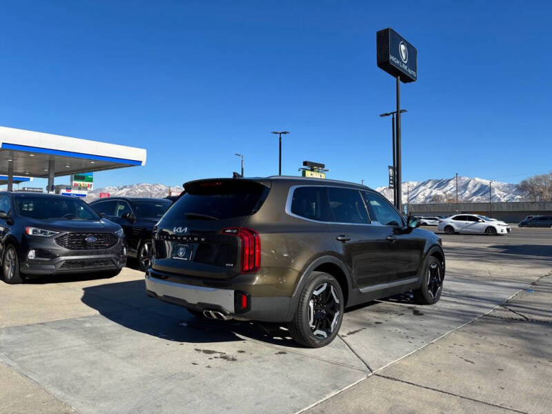 2023 Kia Telluride S