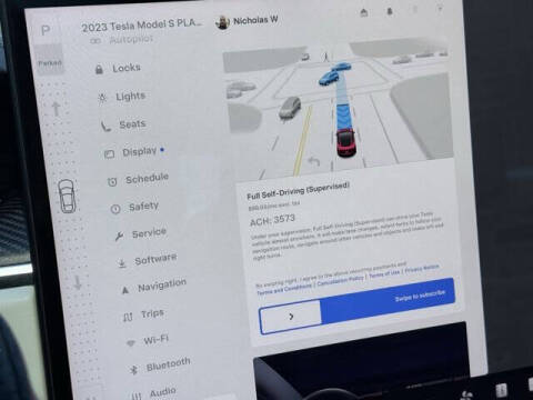 2023 Tesla Model S Plaid