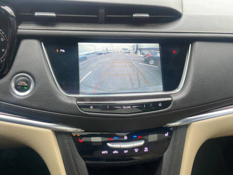 2018 Cadillac XT5 Luxury