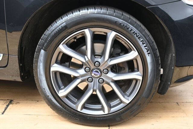 2017 Volvo XC60 T6 Dynamic