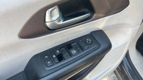 2017 Chrysler Pacifica LX
