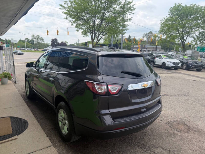 2017 Chevrolet Traverse LS