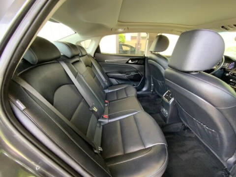 2020 Kia Cadenza Technology