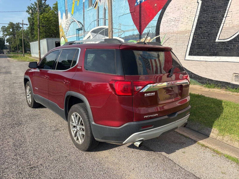 2017 GMC Acadia SLE-2
