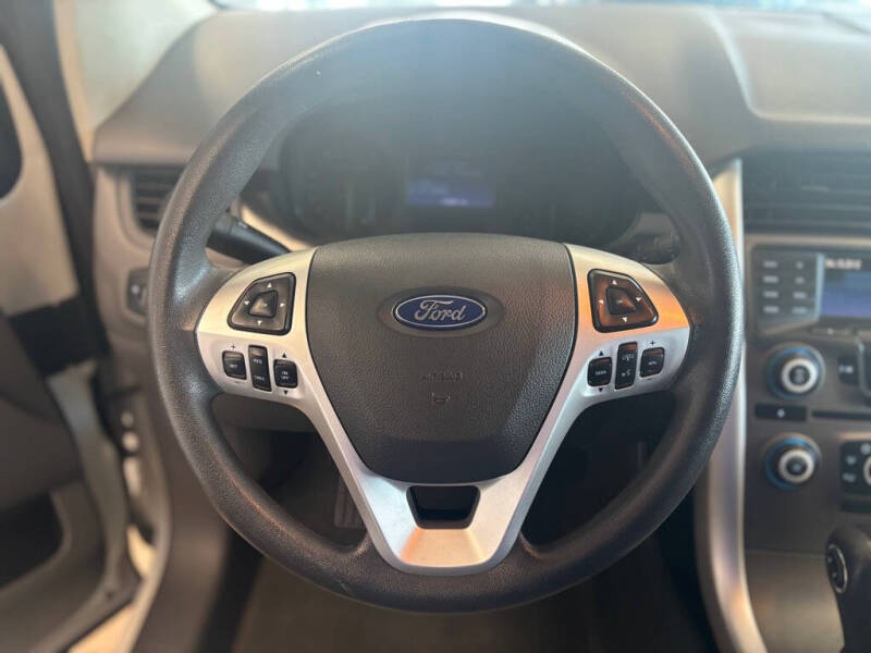 2013 Ford Edge SE
