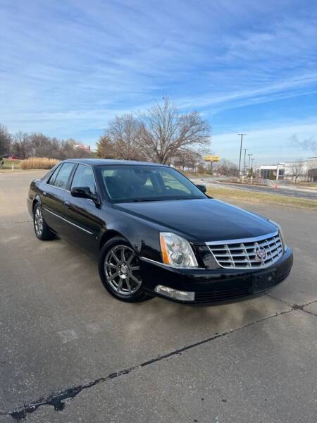 2009 Cadillac DTS for sale at Q and A Motors in Saint Louis MO