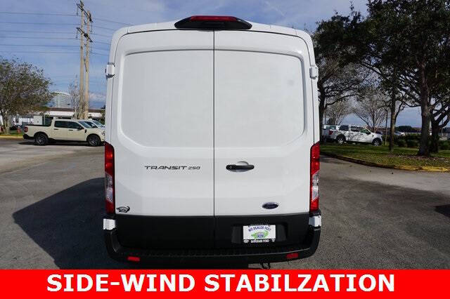2025 Ford Transit 250