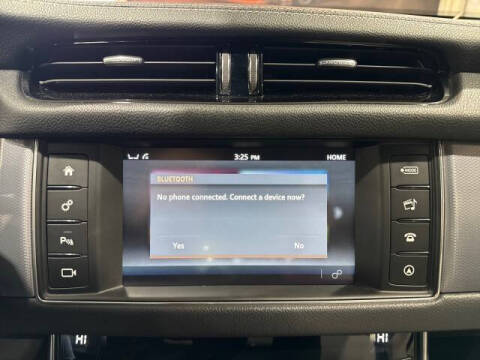 2016 Jaguar XF R-Sport