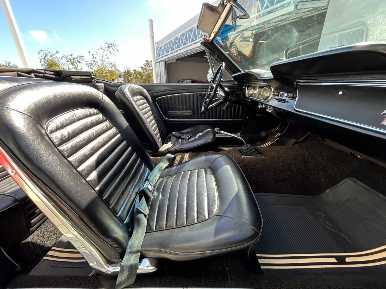 1965 Ford Mustang 24