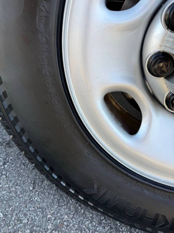 2023 GMC Savana 2500