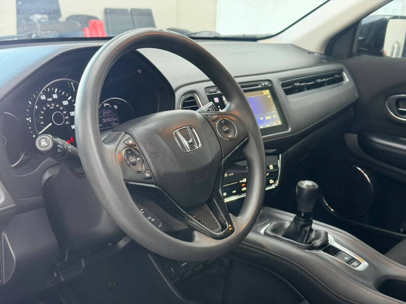 2017 Honda HR-V EX