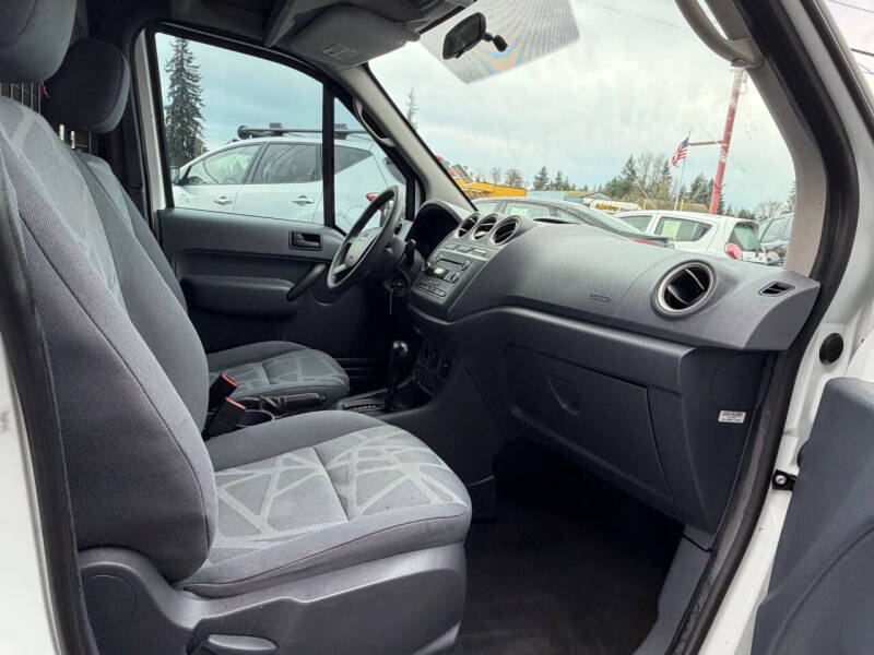 2013 Ford Transit Connect XLT