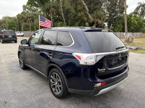 2015 Mitsubishi Outlander for sale at Palm Auto Sales in West Melbourne FL