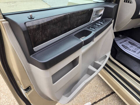 2010 Dodge Grand Caravan SXT