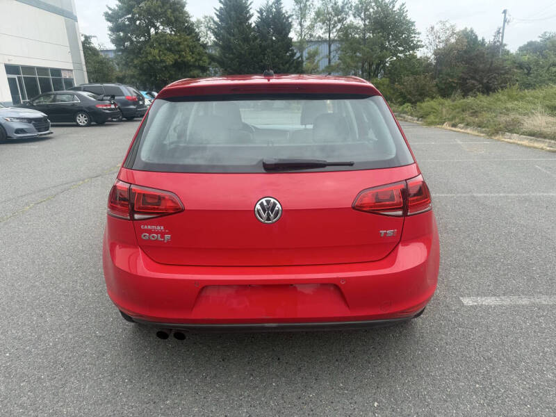 2015 Volkswagen Golf TSI SE