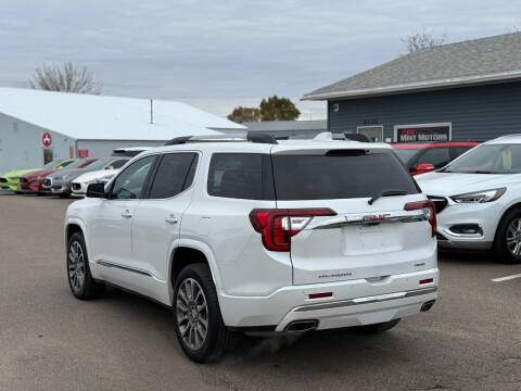 2021 GMC Acadia Denali